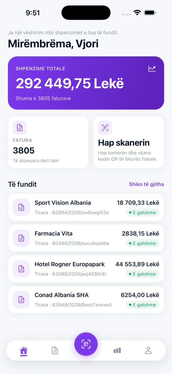 Ekrani kryesor i FiskalScan në iPhone duke shfaqur shpenzimet totale dhe faturat e fundit.
